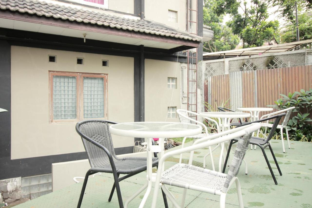 Oyo 260 Home 33 Bandung Exterior photo